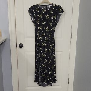Reformation Gavin Black Floral Midi Dress. Size 2